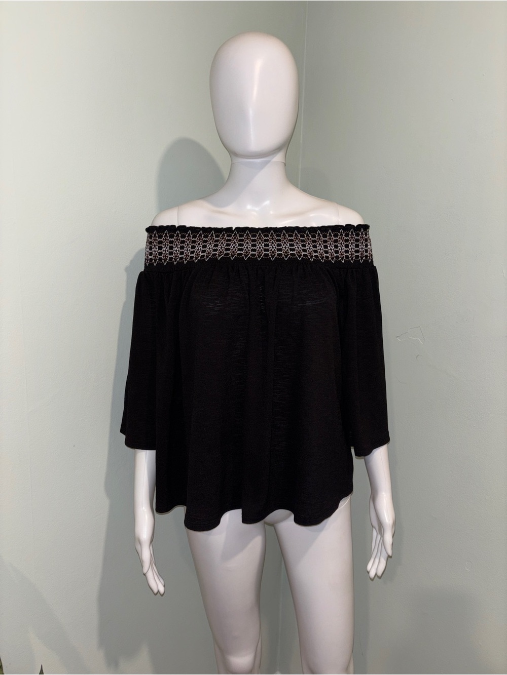 Apt. 9 Black Off The Shoulder Embroidered Blouse - L